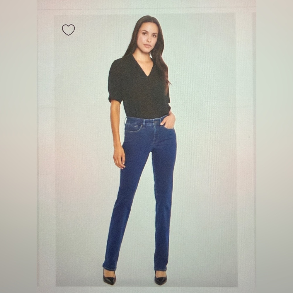 NYDJ Women's Straight Leg Jeans. EUC